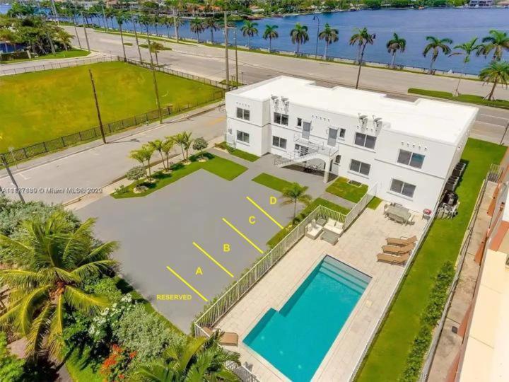 Free Parking, Bay View, Pool, Step To Beach ฮอลลีวูด ภายนอก รูปภาพ